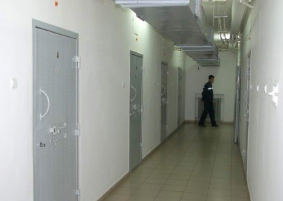 Tâlhar arestat: a smuls poşeta unei femei, pe stradă